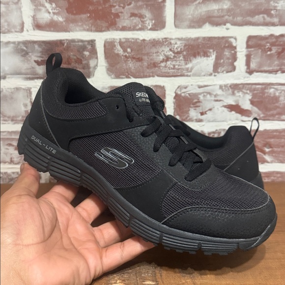 Skechers Black Dual-Lite Men’s Sz 8 Athletic Running Shoes